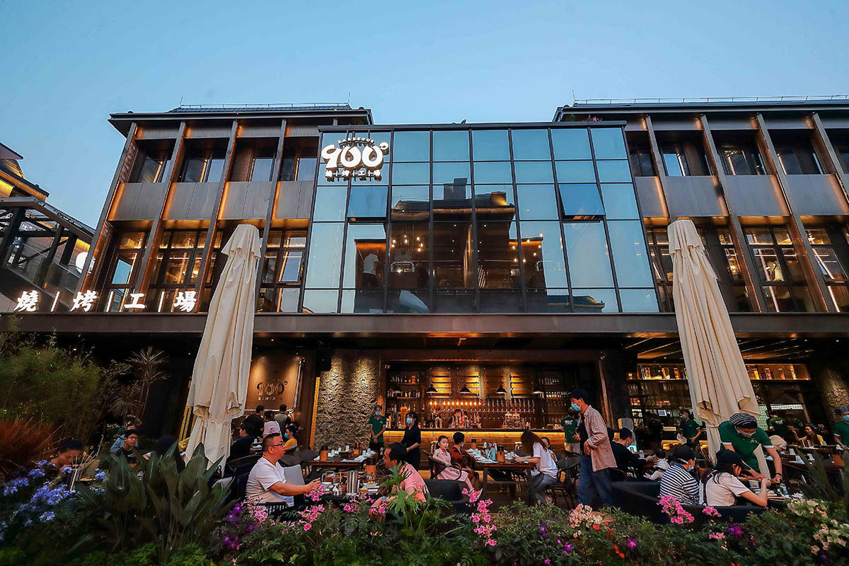 餐廳設計,燒烤餐廳設計,燒烤店設計,900度燒烤工場,珠海900度燒烤工場,燒烤工場,借光建築,珠海借光建築