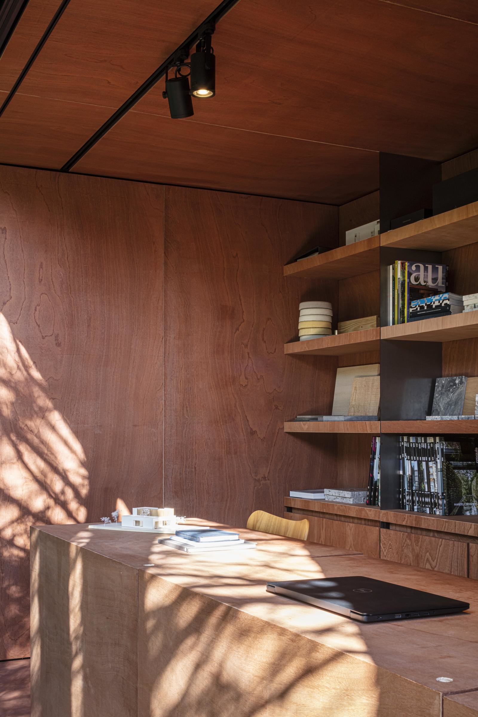 可移動辦公室設計,辦公室設計,現代風格辦公室設計,國外辦公室設計,開放式辦公室設計,設計公司辦公室設計