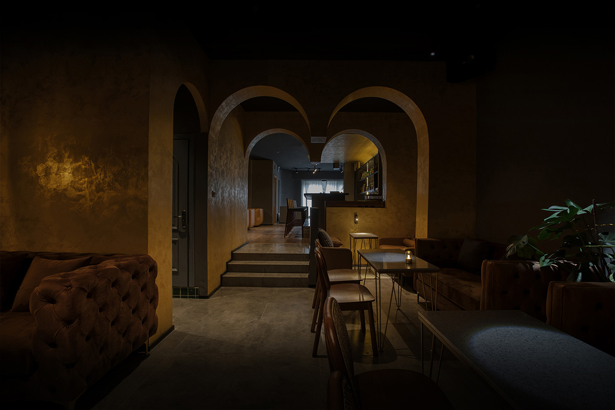 酒吧空間設計,酒吧設計,雞尾酒吧設計,咖啡廳設計,濟南酒吧設計,濟南麻雀雞尾酒空間,濟南麻雀雞尾酒酒吧,項目投稿,易本設計