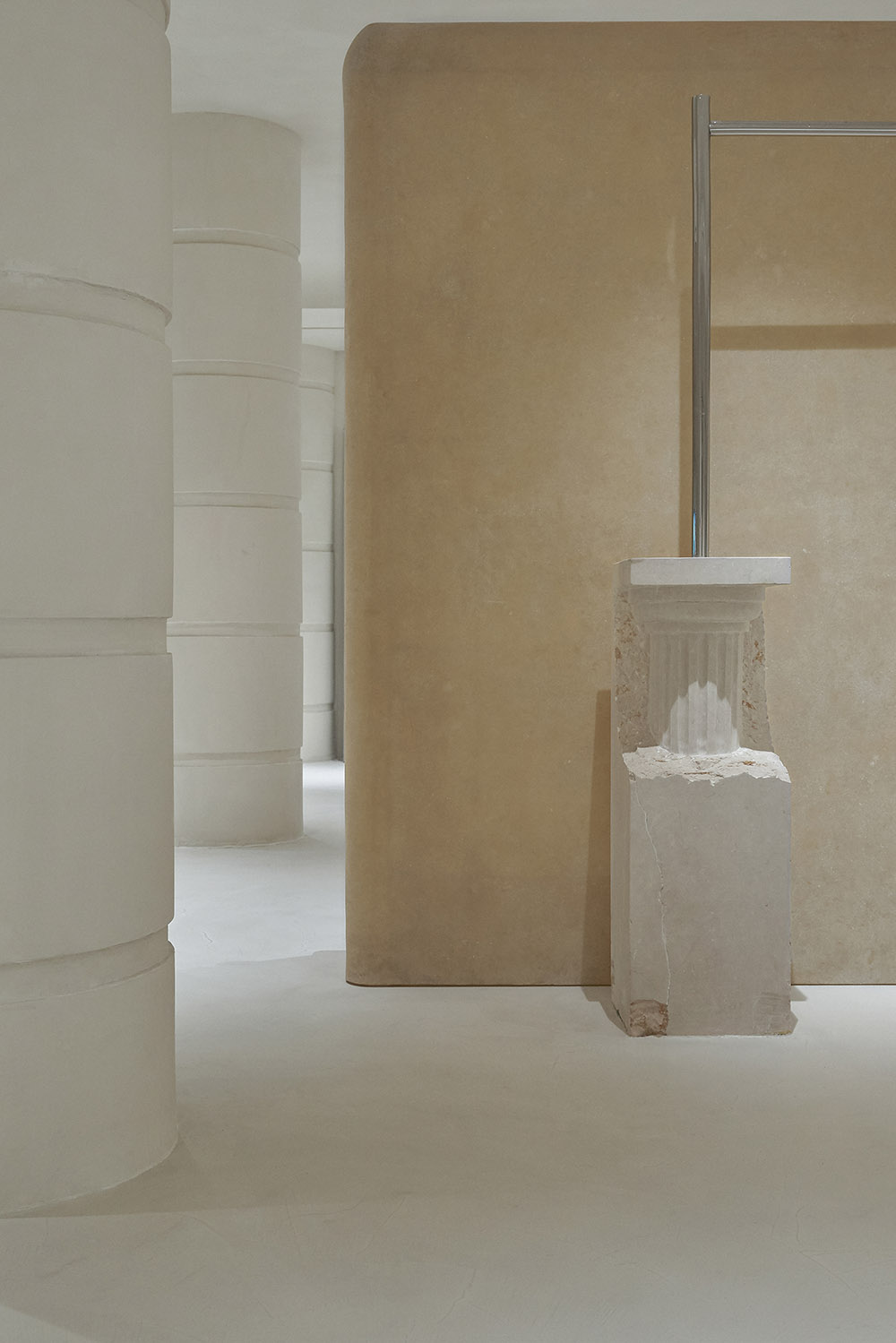 商業空間設計,廣州商業空間設計,服裝店設計,店鋪設計,陳列展示,產品展示,Maó,今朝風日好,項目投稿