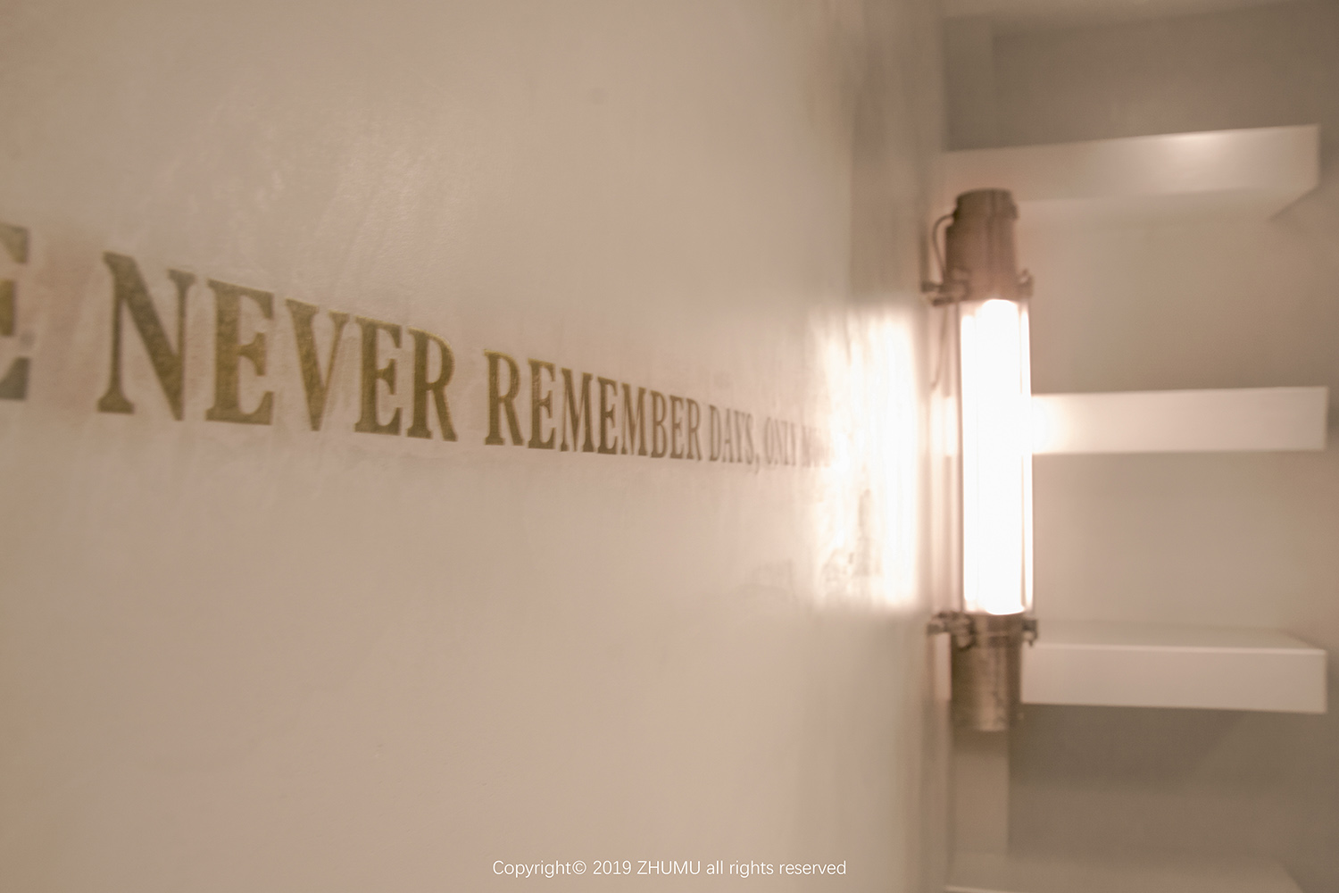 專賣店設計,零售店設計,香水專賣店,香水零售店,廣州香水專賣店設計,廣州氣味翻譯所DINSHARE,廣州氣味翻譯所,氣味翻譯所DINSHARE,築睦建築設計,築睦建築設計事務所,項目投稿