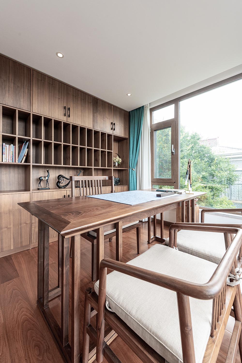 雲南家裝設計,雲南別墅設計,現代風格別墅,現代中式風格,現代中式風格別墅設計,住宅設計,別墅設計,家裝設計,家裝設計案例,家裝設計裝修效果圖,項目投稿,長空創作