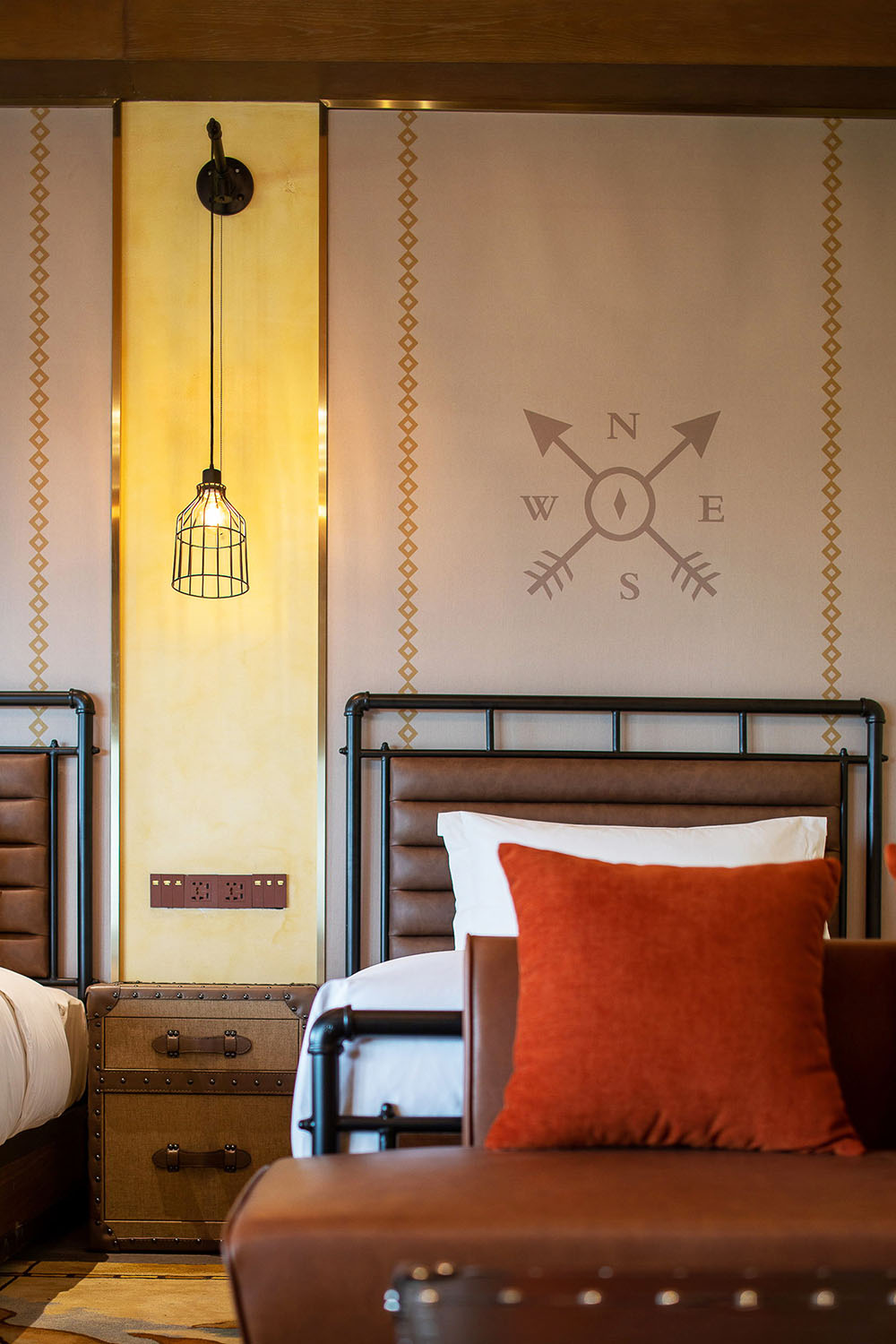 銀基冰雪酒店,鄭州銀基冰雪酒店,酒店設計,冰雪酒店,鄭州酒店設計,主題酒店設計,度假酒店設計,鄭州度假酒店,設計酒店,酒店餐廳設計,一夕&洪濤設計,一夕設計,洪濤設計,項目投稿