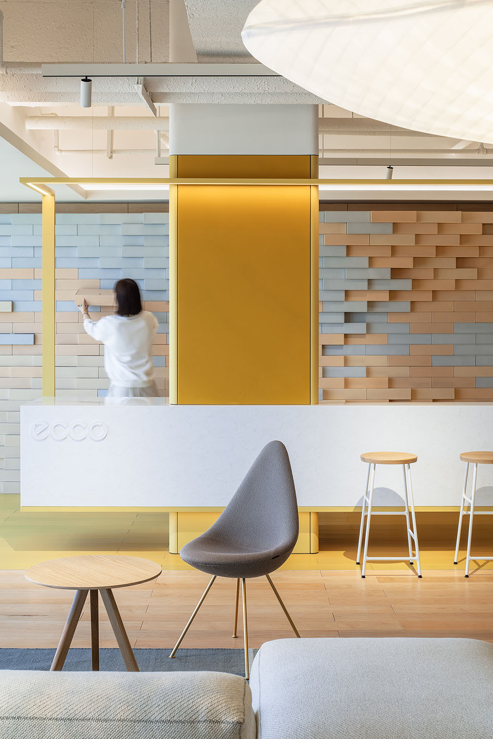 辦公室設計,辦公空間設計,現代風格辦公室設計,簡約辦公室設計,西安辦公室設計,ECCO愛步西北總部辦公室,西安ECCO愛步辦公室,西安愛步辦公室,愛步辦公室,紅山設計,紅山設計公司,紅山設計公司作品,項目投稿