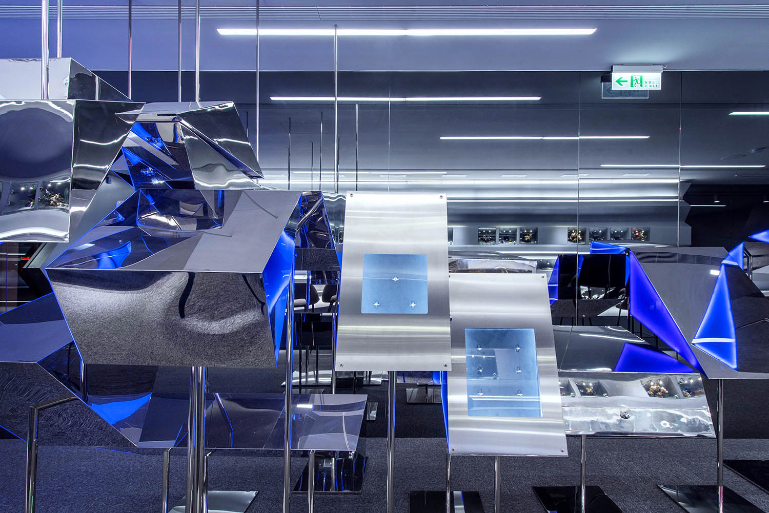 台北環世鑽石,環世鑽石台北店,台灣設計,台灣珠寶店設計,鑽石店設計,商業空間,商鋪設計,平介設計,台北珠寶店設計,零售店設計,平介設計作品,項目投稿