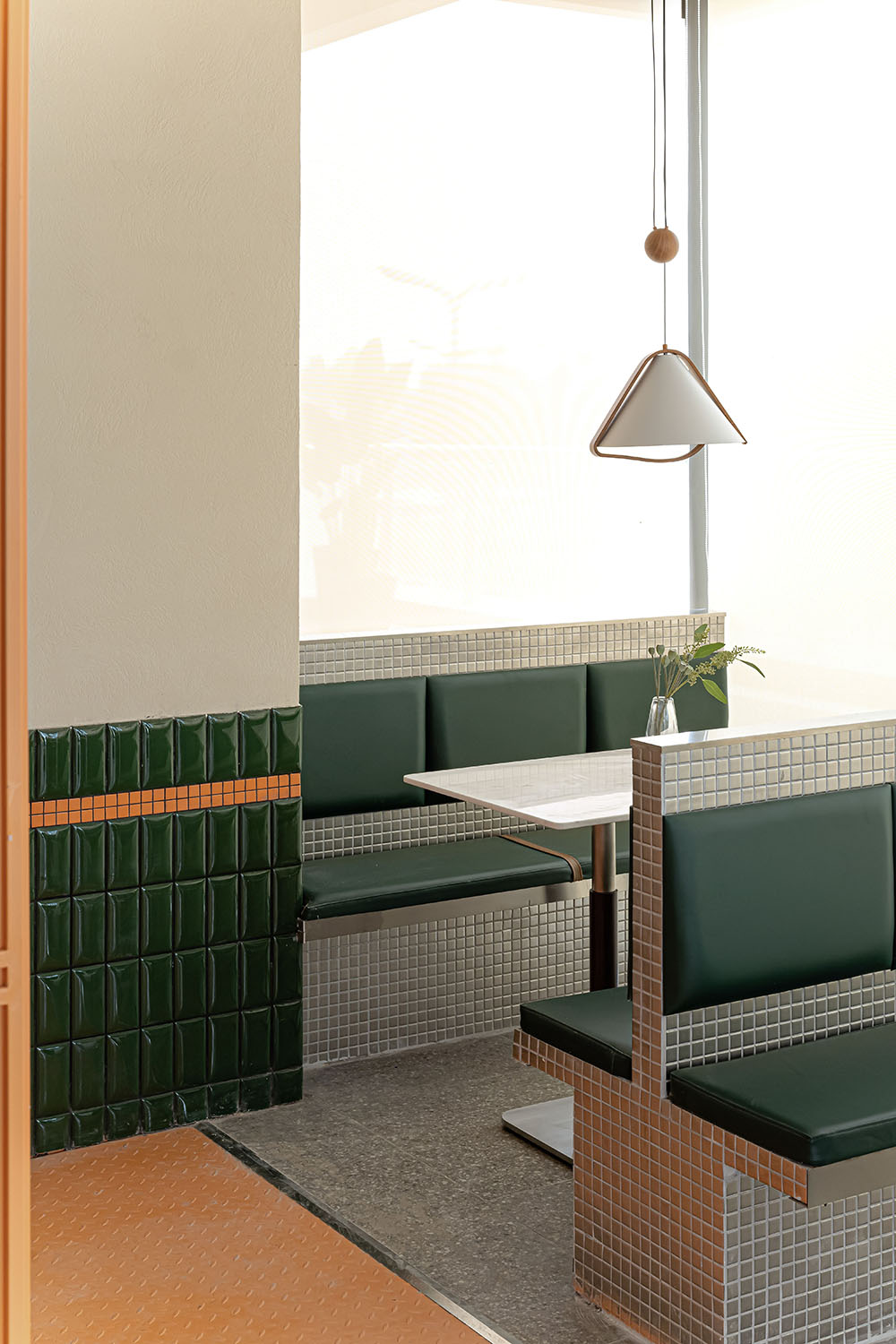 餐廳設計,餐飲空間設計,軟裝設計,餐廳軟裝設計,茶餐廳設計,休閑餐廳設計,川港粵尚茶餐廳,粵尚茶餐廳,羽果設計,項目投稿