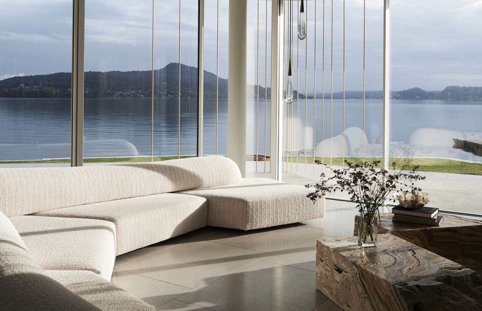 1000㎡別墅設計,湖景別墅,別墅設計,別墅設計案例,國外別墅設計案例