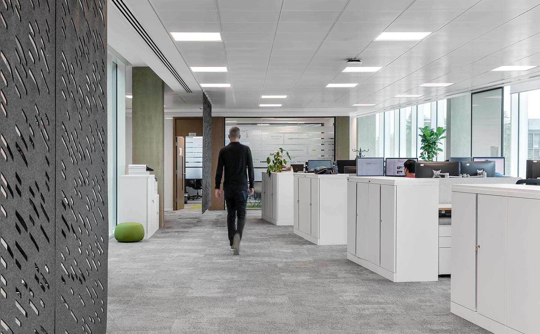 辦公室設計,軟件公司辦公室設計,科技公司辦公室設計,國外辦公室設計,辦公室設計案例,現代風格辦公室設計,Oktra