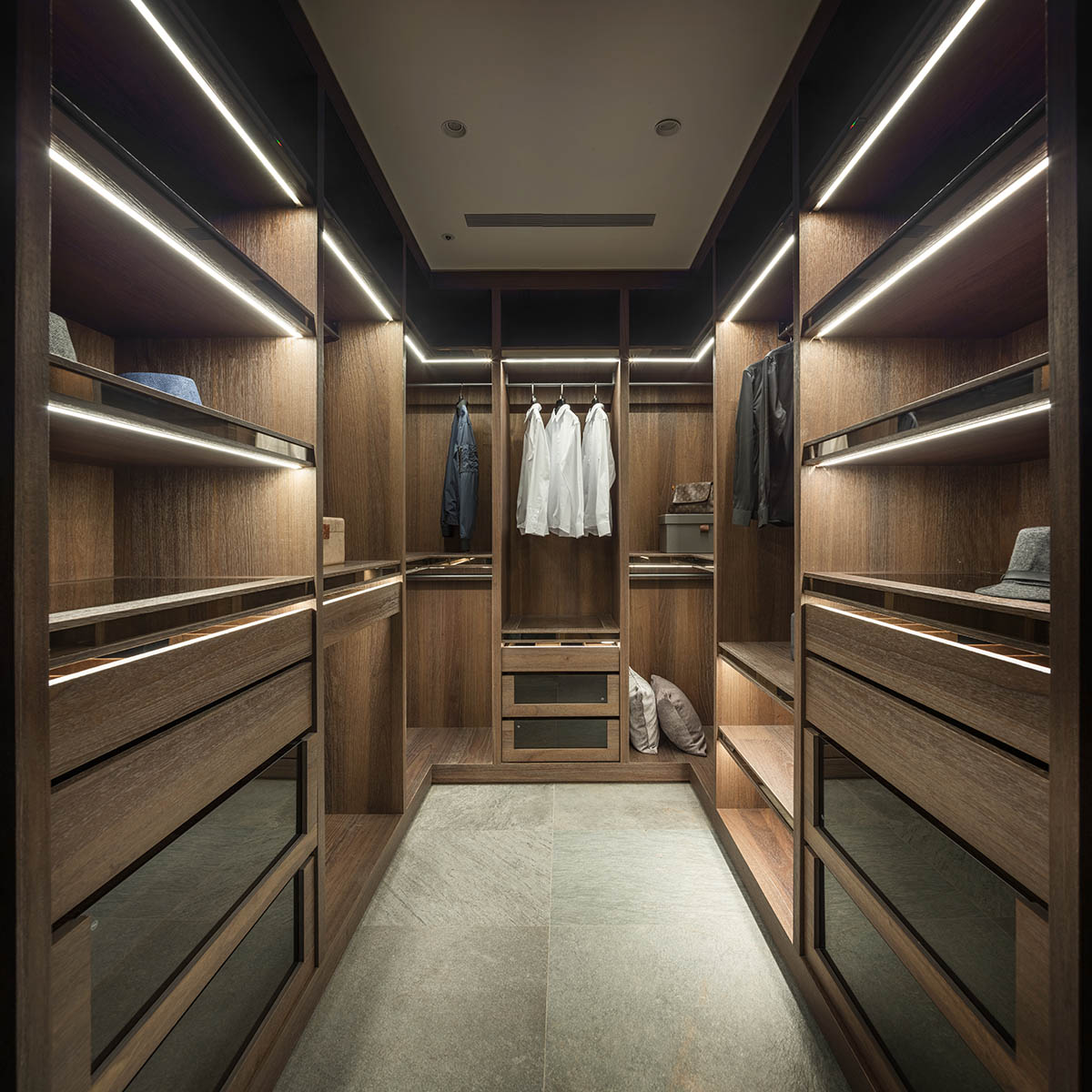 住宅設計,家裝設計,豪宅設計,台灣別墅設計,台灣住宅設計,台灣風格設計,台灣家裝設計,現代風格住宅設計,輕奢風格住宅設計,及俬設計,及俬設計作品,莊軒誠,項目投稿