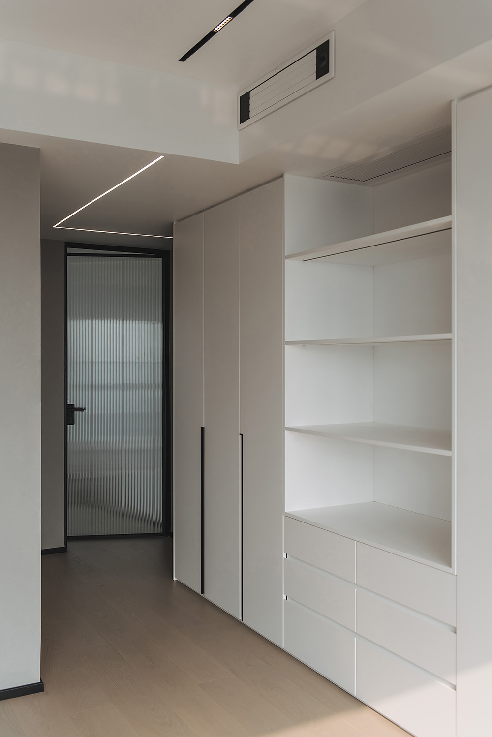 住宅設計,大平層設計,一點設計,廣州家裝設計,家裝設計案例,現代風格,現代風格設計,項目投稿