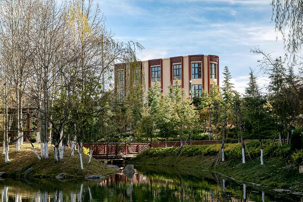 餐廳設計,雲南餐廳設計,香格裏拉餐廳設計,香格裏拉藏族餐廳,雲南藏族餐廳,拉喀拉卡爾藏族美食文化中心,拉喀拉卡爾藏族餐廳,拉喀拉卡爾藏族餐廳設計,平介設計,平介設計作品,項目投稿