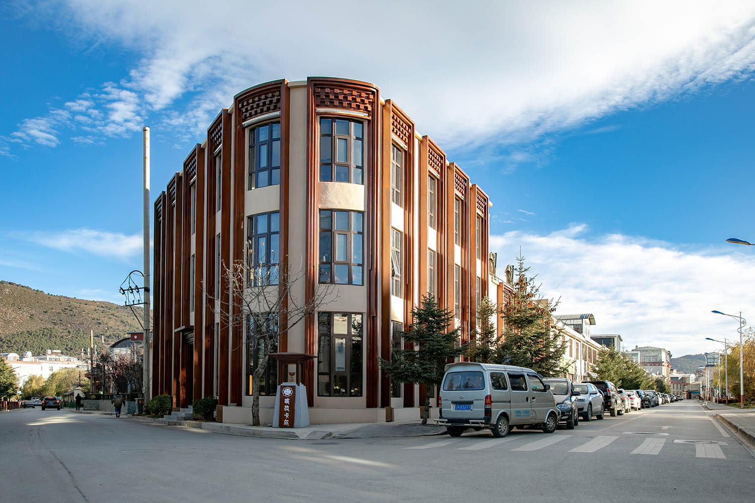 餐廳設計,雲南餐廳設計,香格裏拉餐廳設計,香格裏拉藏族餐廳,雲南藏族餐廳,拉喀拉卡爾藏族美食文化中心,拉喀拉卡爾藏族餐廳,拉喀拉卡爾藏族餐廳設計,平介設計,平介設計作品,項目投稿