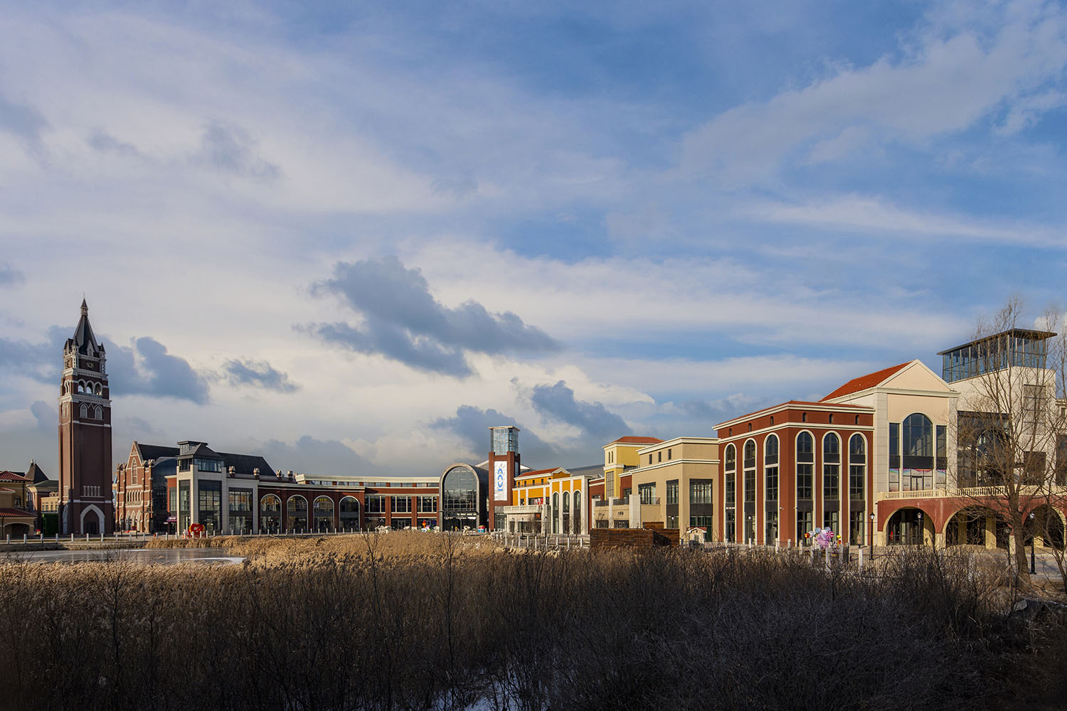 購物中心設計,沈陽市集小鎮,沈陽購物中心,商業綜合體設計,沈陽賽特奧萊二期,建築空間設計,賽特奧萊二期設計,CCDI悉地國際,CCDI悉地國際設計,CCDI卝智設計,CCDI卝智室內設計,卝智設計,悉地國際,悉地國際設計,項目投稿