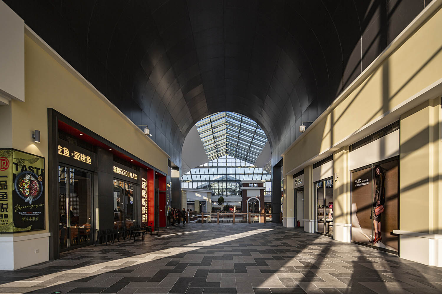 購物中心設計,沈陽市集小鎮,沈陽購物中心,商業綜合體設計,沈陽賽特奧萊二期,建築空間設計,賽特奧萊二期設計,CCDI悉地國際,CCDI悉地國際設計,CCDI卝智設計,CCDI卝智室內設計,卝智設計,悉地國際,悉地國際設計,項目投稿