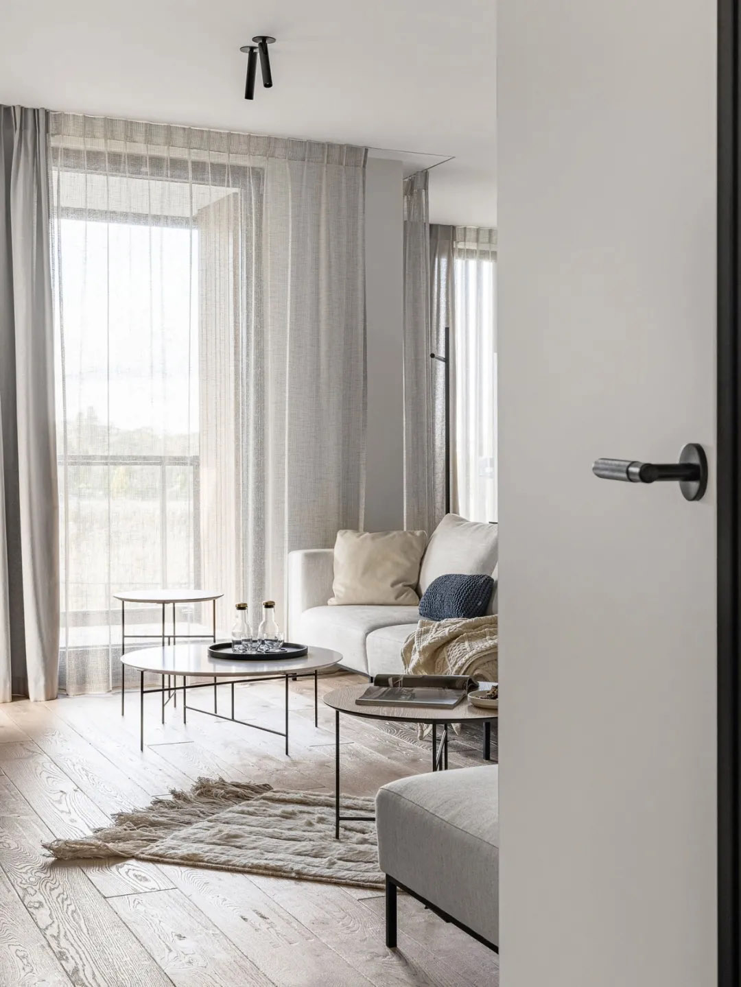 120㎡住宅設計,住宅設計,國外住宅設計,國外住宅設計案例,國外現代風格設計,現代風格住宅設計,現代風格住宅案例,Interno