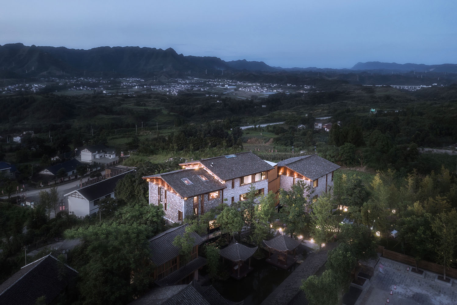 設計酒店,酒店設計,民宿設計,民宿酒店設計,度假酒店設計,張家界馬兒山·林語山房,張家界馬兒山·林語山房民宿酒店,張家界馬兒山·林語山房民宿設計,張家界馬兒山·林語山房酒店設計,尌林建築,尌林建築設計事務所