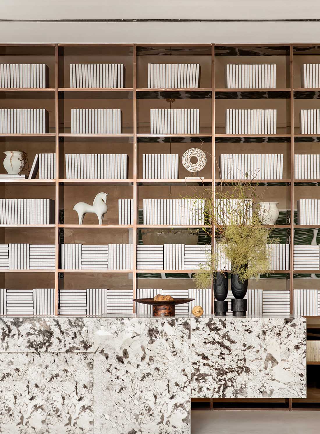 軟裝設計,售樓處設計,營銷中心設計,售樓處軟裝設計,昆明售樓處設計,現代風格售樓處設計,現代風格售樓處設計案例,陽光城昆明·文瀾東方項目售樓處,IF DESIGN 羽果設計,IF DESIGN,羽果設計,項目投稿