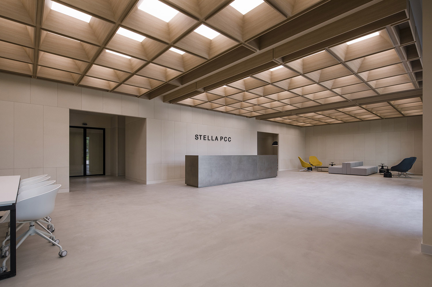 研發中心設計,辦公室設計,Stella研發中心設計公司,東莞Stella研發中心,展廳設計,DESFA GROUP,項目投稿