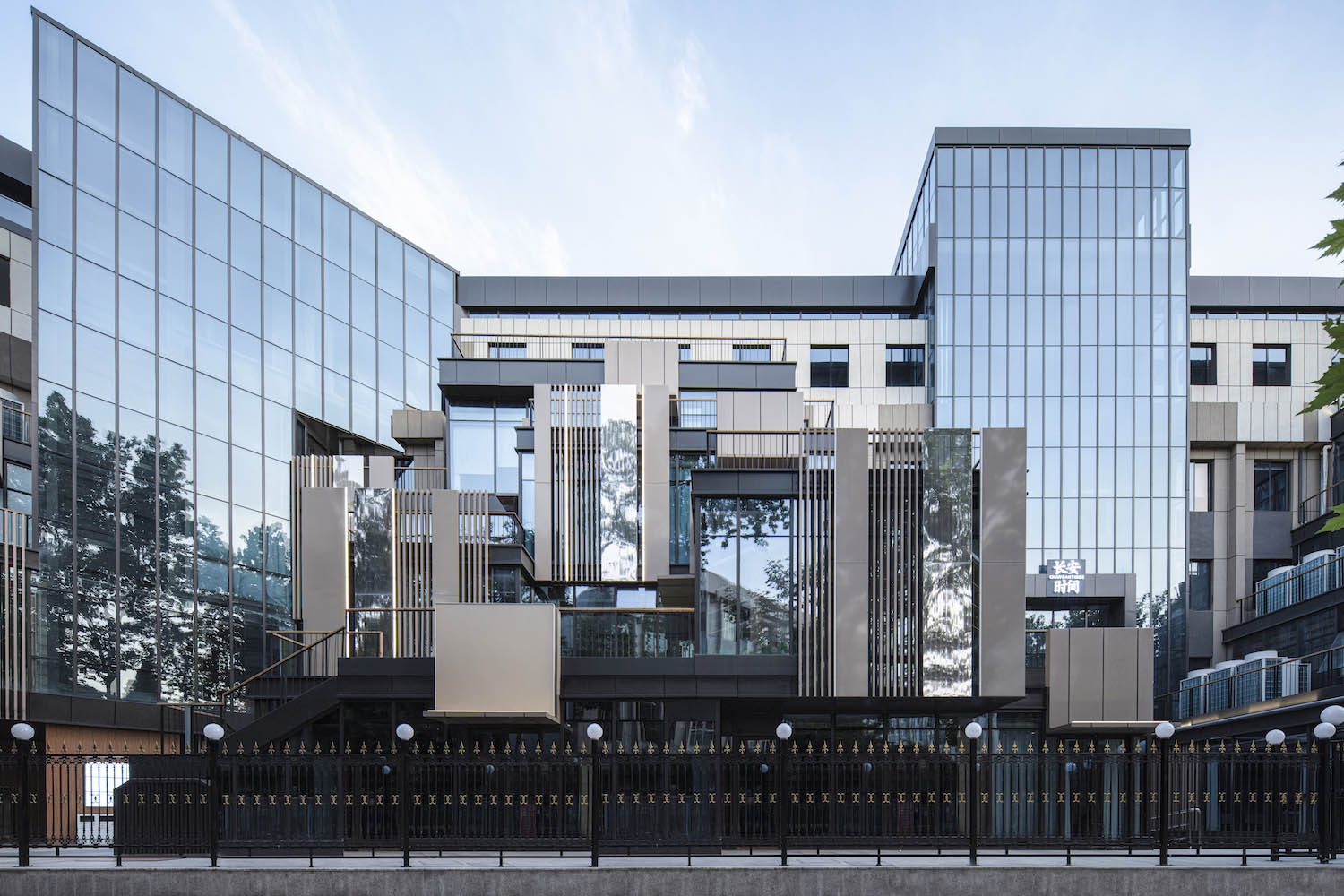 商業綜合體設計,商業綜合體改造,西安長安時間,西安長安時間商業綜合體改造,西安長安時間設計公司,西安商業空間設計,西安設計,西安建築改造,昱景設計,昱景設計作品,項目投稿