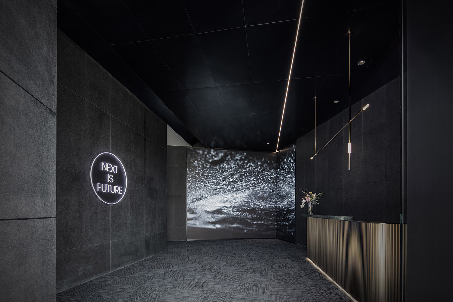 GFD杭州廣飛設計事務所，GFD廣飛設計事務所,杭州廣飛設計事務所,GFD,售樓處設計,售樓處設計案例,現代風格售樓處設計案例,銷售中心設計,杭州售樓處設計,營銷中心設計,杭州營銷中心設計,杭州興耀青漫裏售樓處,興耀青漫裏售樓處,杭州青漫裏售樓處,項目投稿