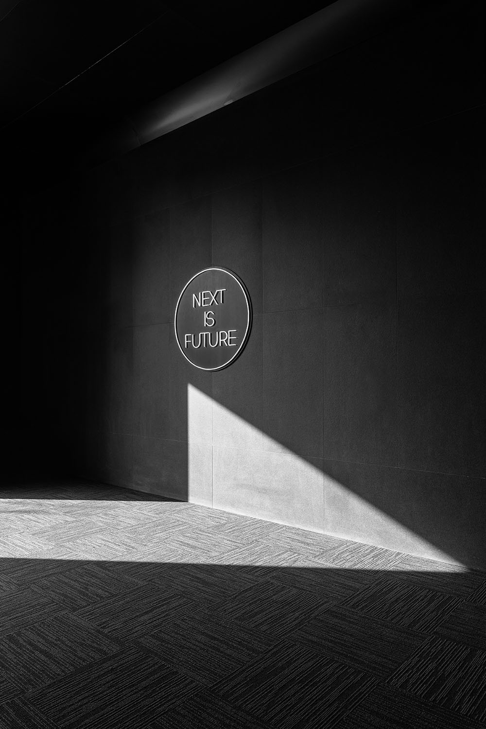 GFD杭州廣飛設計事務所，GFD廣飛設計事務所,杭州廣飛設計事務所,GFD,售樓處設計,售樓處設計案例,現代風格售樓處設計案例,銷售中心設計,杭州售樓處設計,營銷中心設計,杭州營銷中心設計,杭州興耀青漫裏售樓處,興耀青漫裏售樓處,杭州青漫裏售樓處,項目投稿