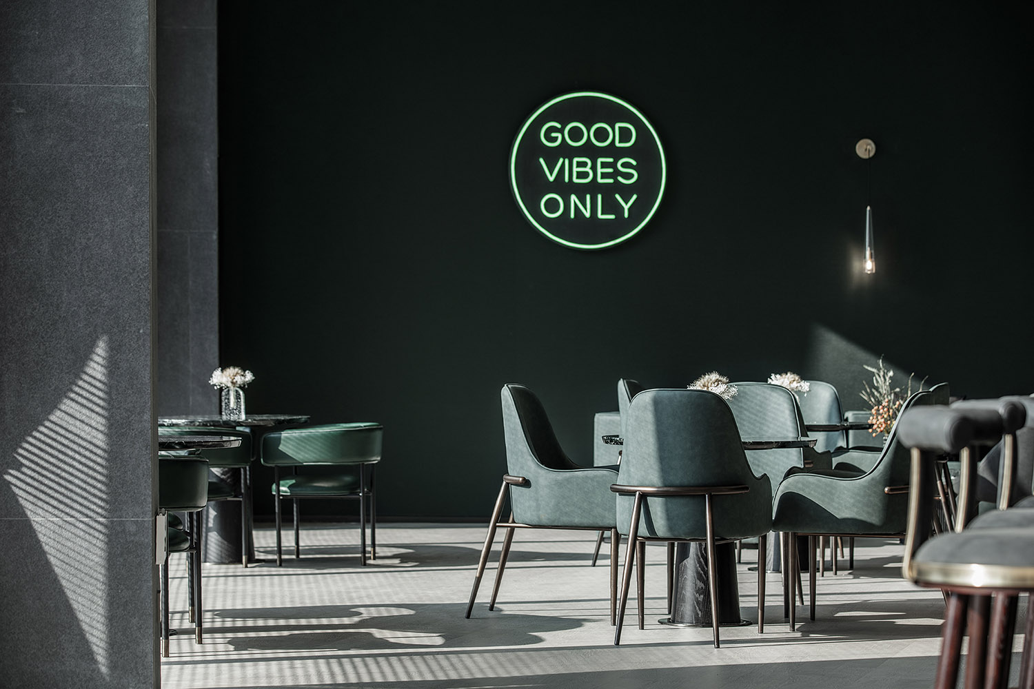 GFD杭州廣飛設計事務所，GFD廣飛設計事務所,杭州廣飛設計事務所,GFD,售樓處設計,售樓處設計案例,現代風格售樓處設計案例,銷售中心設計,杭州售樓處設計,營銷中心設計,杭州營銷中心設計,杭州興耀青漫裏售樓處,興耀青漫裏售樓處,杭州青漫裏售樓處,項目投稿