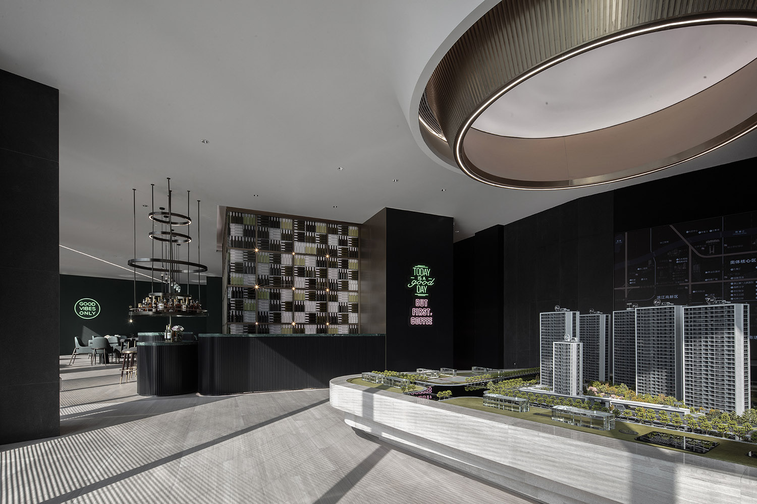 GFD杭州廣飛設計事務所，GFD廣飛設計事務所,杭州廣飛設計事務所,GFD,售樓處設計,售樓處設計案例,現代風格售樓處設計案例,銷售中心設計,杭州售樓處設計,營銷中心設計,杭州營銷中心設計,杭州興耀青漫裏售樓處,興耀青漫裏售樓處,杭州青漫裏售樓處,項目投稿