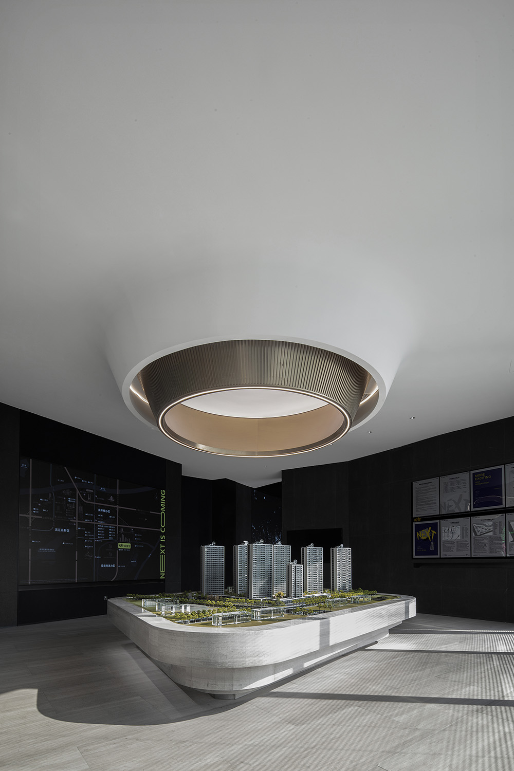 GFD杭州廣飛設計事務所，GFD廣飛設計事務所,杭州廣飛設計事務所,GFD,售樓處設計,售樓處設計案例,現代風格售樓處設計案例,銷售中心設計,杭州售樓處設計,營銷中心設計,杭州營銷中心設計,杭州興耀青漫裏售樓處,興耀青漫裏售樓處,杭州青漫裏售樓處,項目投稿