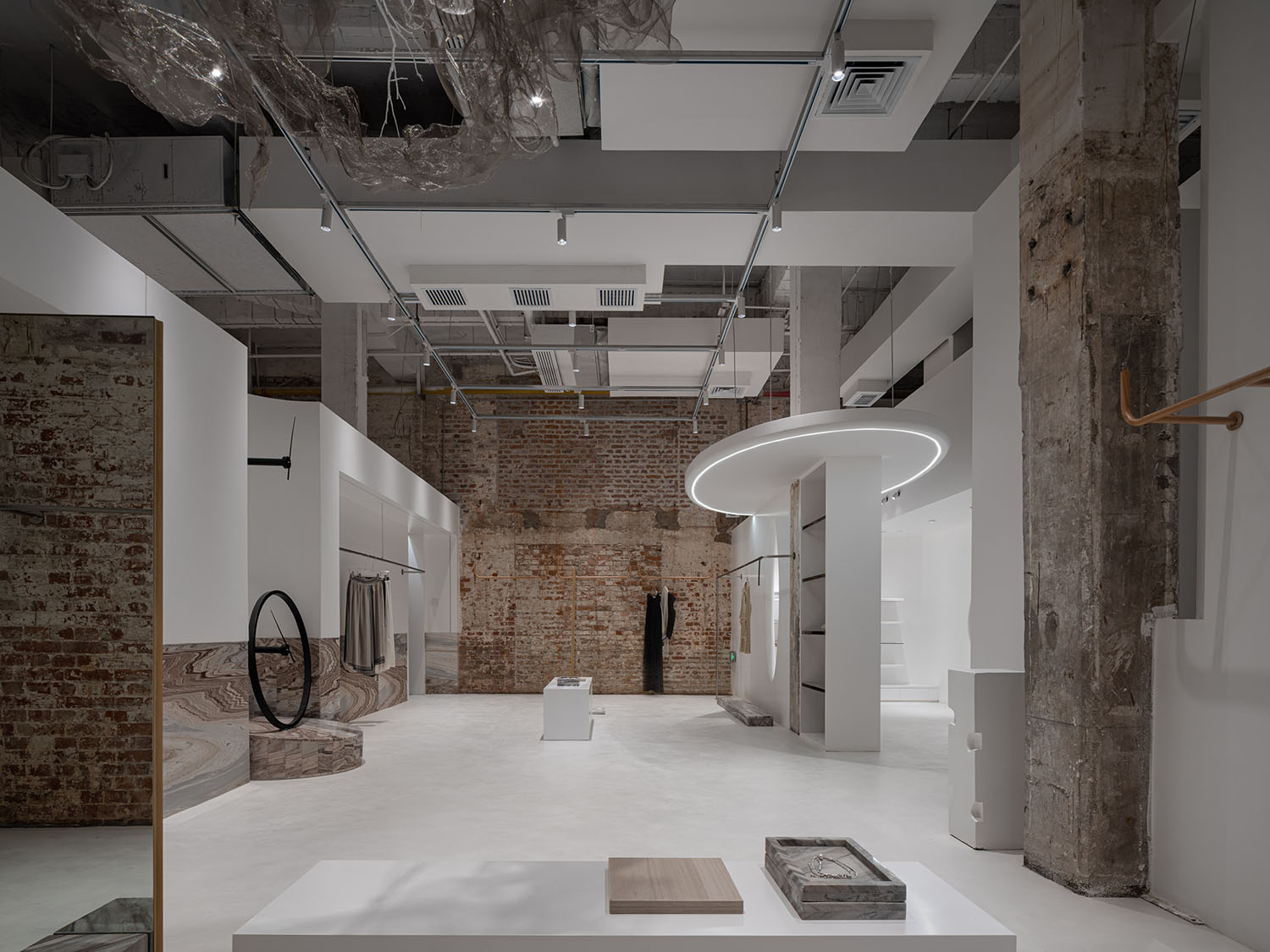 買手店設計,服裝買手店設計,零售店設計,服裝店設計,武漢買手店設計,商業空間,ICEC服裝買手店,ICEC買手店,武漢ICEC服裝買手店,武漢ICEC買手店,平行公社,武漢平行公社,項目投稿