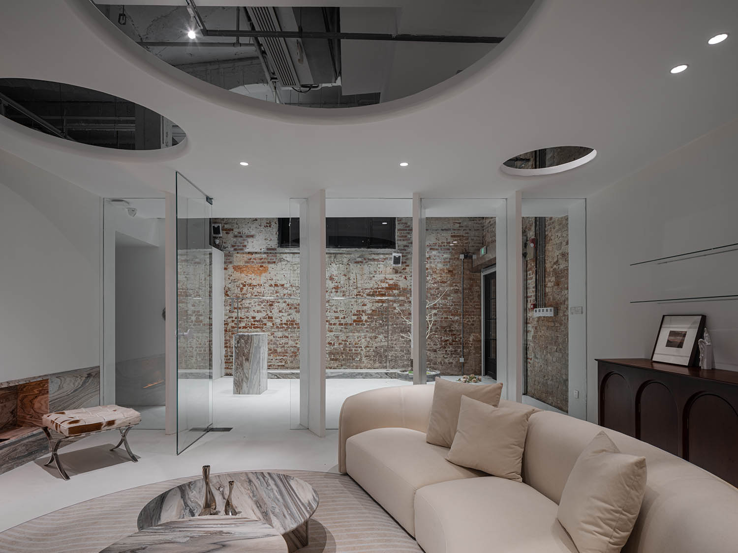 買手店設計,服裝買手店設計,零售店設計,服裝店設計,武漢買手店設計,商業空間,ICEC服裝買手店,ICEC買手店,武漢ICEC服裝買手店,武漢ICEC買手店,平行公社,武漢平行公社,項目投稿