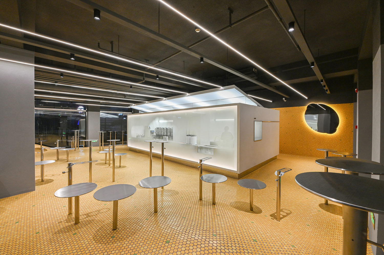 茶飲店設計,北京茶飲店設計,Introlemons茶飲店設計,Introlemons茶飲店,Introlemons三裏屯店,北京Introlemons,檸檬茶茶飲店,內向工作室,項目投稿