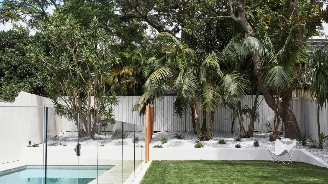 住宅設計,別墅設計,庭院設計,庭院住宅設計,國外別墅設計,國外住宅設計,國外別墅設計案例,國外現代風格別墅設計,現代風格別墅設計,現代風格住宅案例,Kristin Rawson