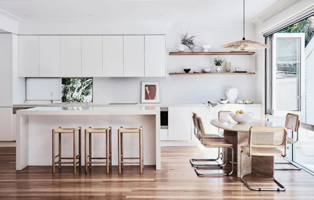 住宅設計,別墅設計,庭院設計,庭院住宅設計,國外別墅設計,國外住宅設計,國外別墅設計案例,國外現代風格別墅設計,現代風格別墅設計,現代風格住宅案例,Kristin Rawson