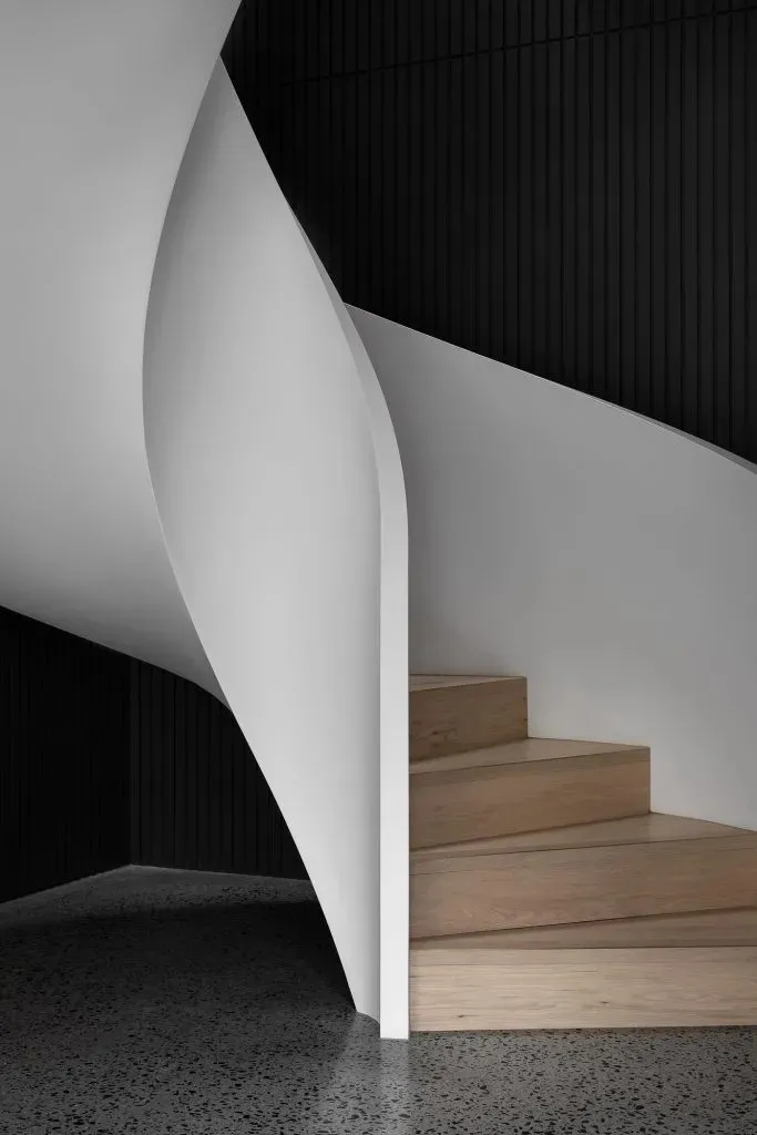 380㎡住宅設計,別墅設計,輕奢風格別墅設計,國外別墅設計,國外住宅設計,國外別墅設計案例,國外現代風格別墅設計,現代風格別墅設計,現代風格住宅案例,InForm