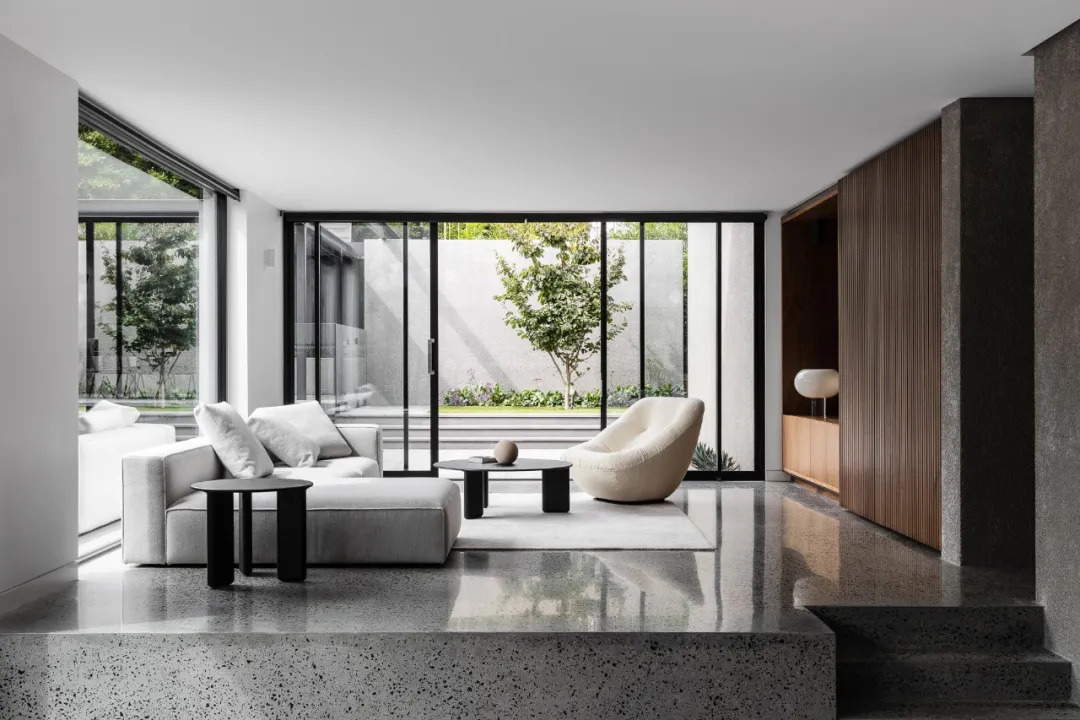 380㎡住宅設計,別墅設計,輕奢風格別墅設計,國外別墅設計,國外住宅設計,國外別墅設計案例,國外現代風格別墅設計,現代風格別墅設計,現代風格住宅案例,InForm