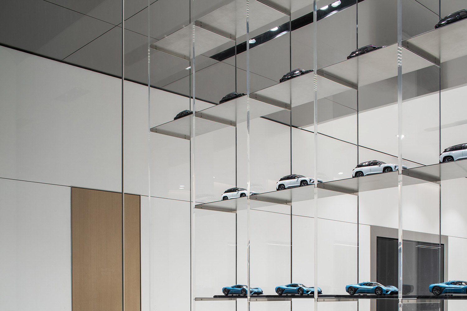 蔚來汽車NIO House成都萬象城店,成都蔚來汽車展廳,成都展廳設計,汽車展廳設計,體驗店設計,汽車體驗店設計,汽車銷售店設計,蔚來汽車,MOC設計,MOC DESIGN OFFICE,項目投稿