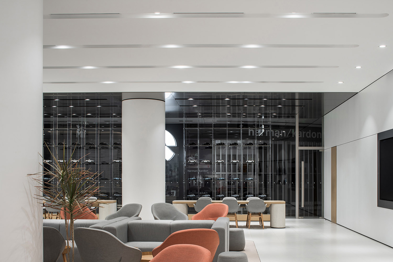 蔚來汽車NIO House成都萬象城店,成都蔚來汽車展廳,成都展廳設計,汽車展廳設計,體驗店設計,汽車體驗店設計,汽車銷售店設計,蔚來汽車,MOC設計,MOC DESIGN OFFICE,項目投稿