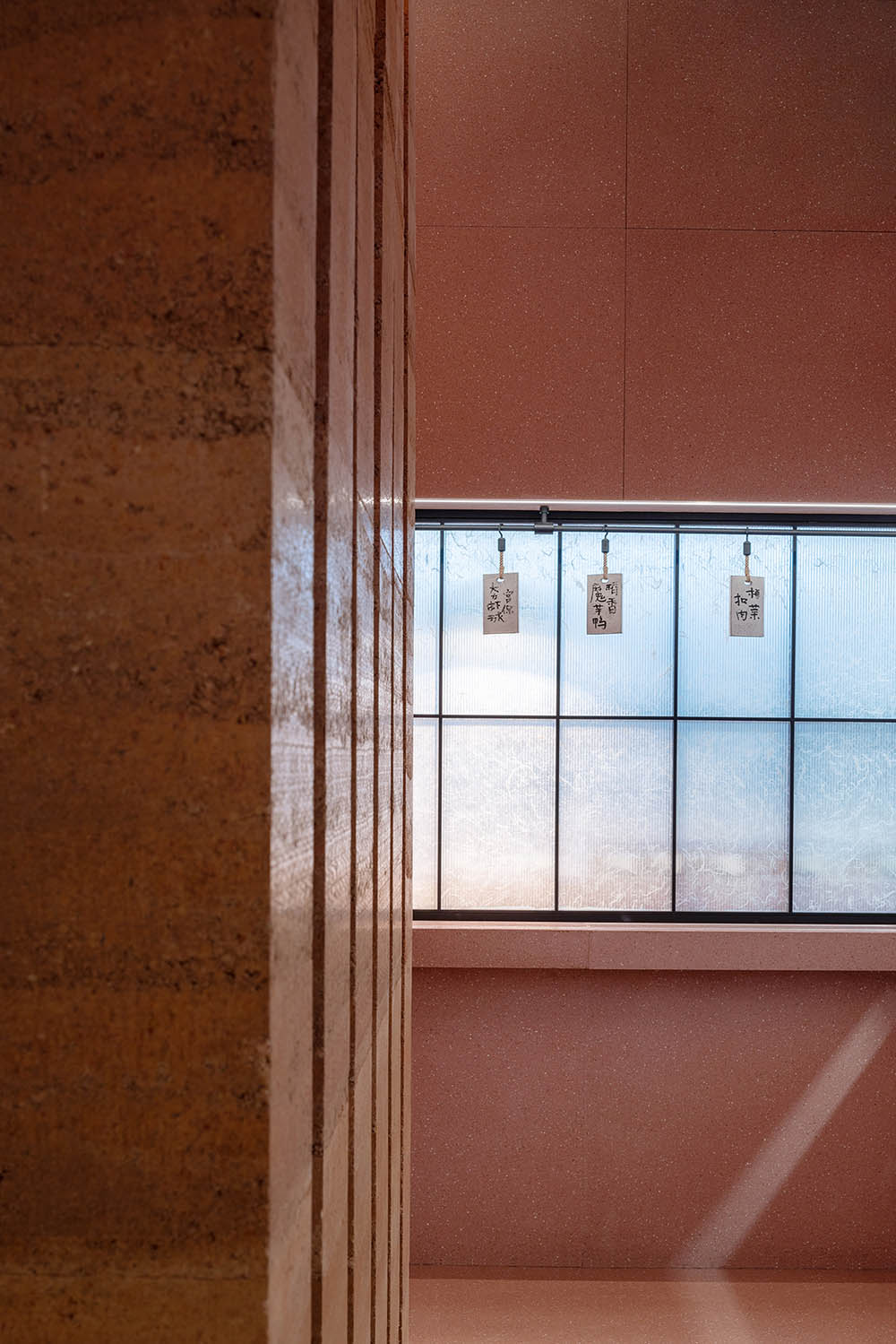 餐廳設計,中式餐廳設計,休閑餐廳設計,餐廳設計案例,深圳餐廳設計,老鄉雞深圳旗艦店,老鄉雞旗艦店,深圳老鄉雞旗艦店,老鄉雞,春山秋水設計,春山秋水,項目投稿