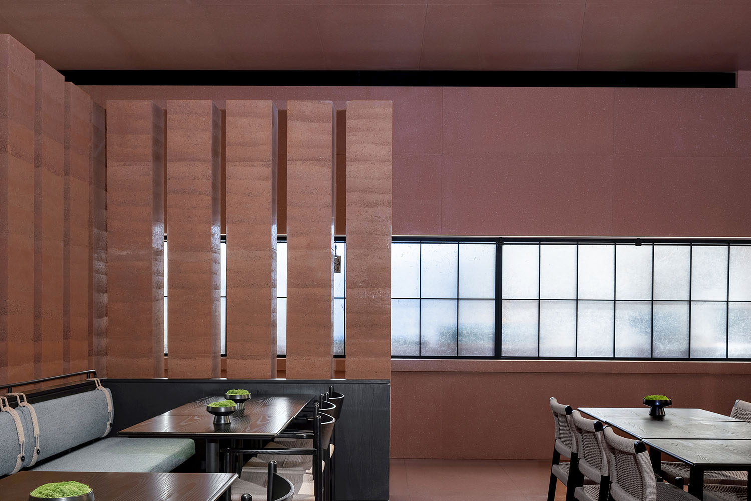 餐廳設計,中式餐廳設計,休閑餐廳設計,餐廳設計案例,深圳餐廳設計,老鄉雞深圳旗艦店,老鄉雞旗艦店,深圳老鄉雞旗艦店,老鄉雞,春山秋水設計,春山秋水,項目投稿