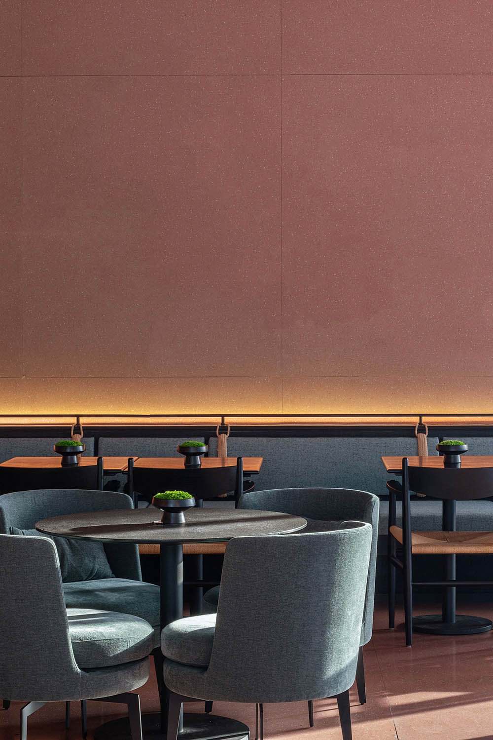 餐廳設計,中式餐廳設計,休閑餐廳設計,餐廳設計案例,深圳餐廳設計,老鄉雞深圳旗艦店,老鄉雞旗艦店,深圳老鄉雞旗艦店,老鄉雞,春山秋水設計,春山秋水,項目投稿