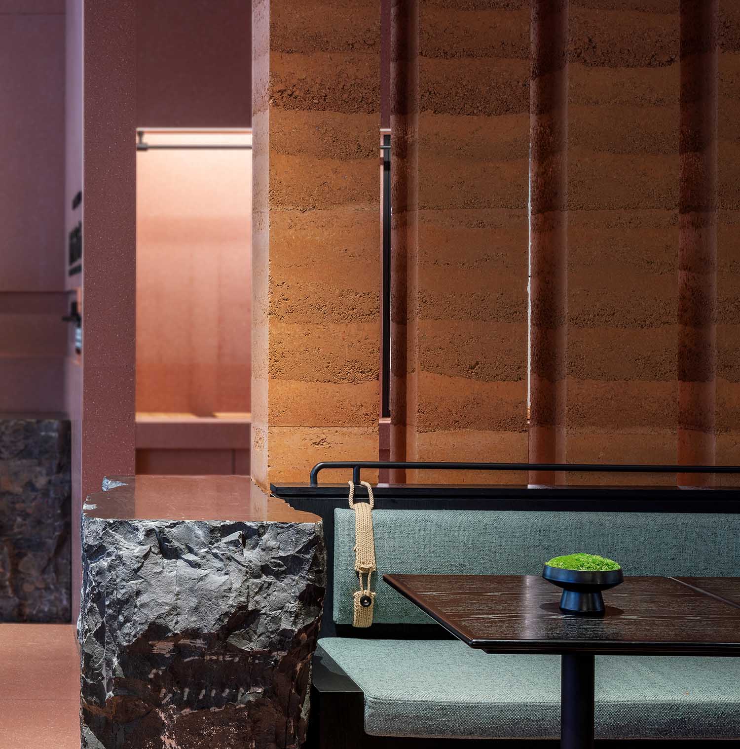 餐廳設計,中式餐廳設計,休閑餐廳設計,餐廳設計案例,深圳餐廳設計,老鄉雞深圳旗艦店,老鄉雞旗艦店,深圳老鄉雞旗艦店,老鄉雞,春山秋水設計,春山秋水,項目投稿