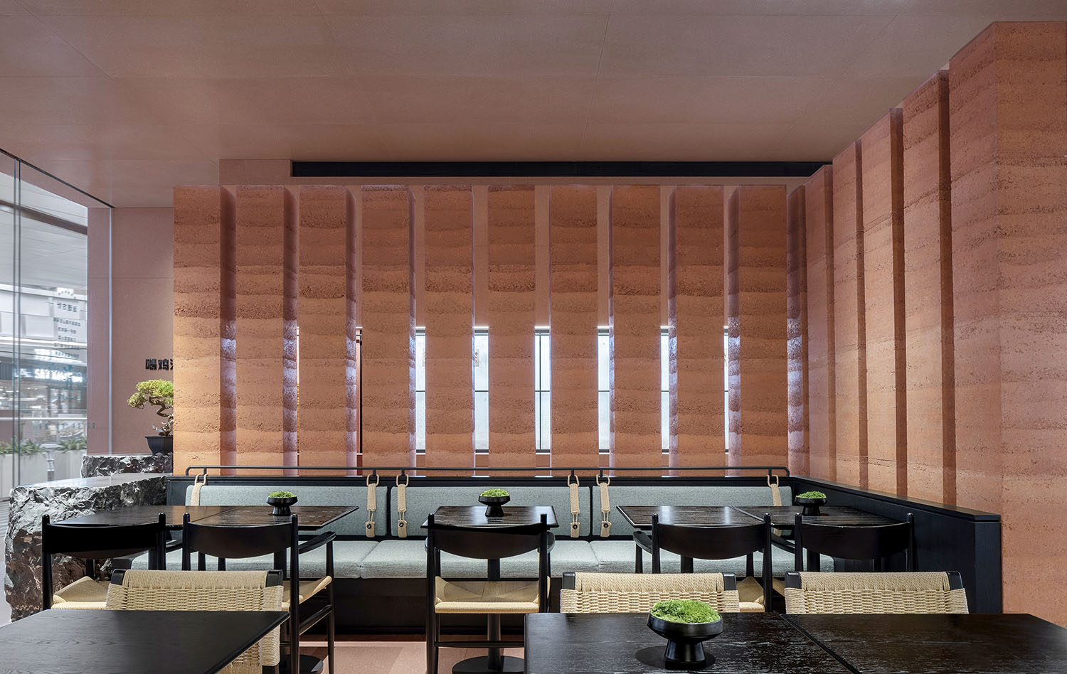 餐廳設計,中式餐廳設計,休閑餐廳設計,餐廳設計案例,深圳餐廳設計,老鄉雞深圳旗艦店,老鄉雞旗艦店,深圳老鄉雞旗艦店,老鄉雞,春山秋水設計,春山秋水,項目投稿