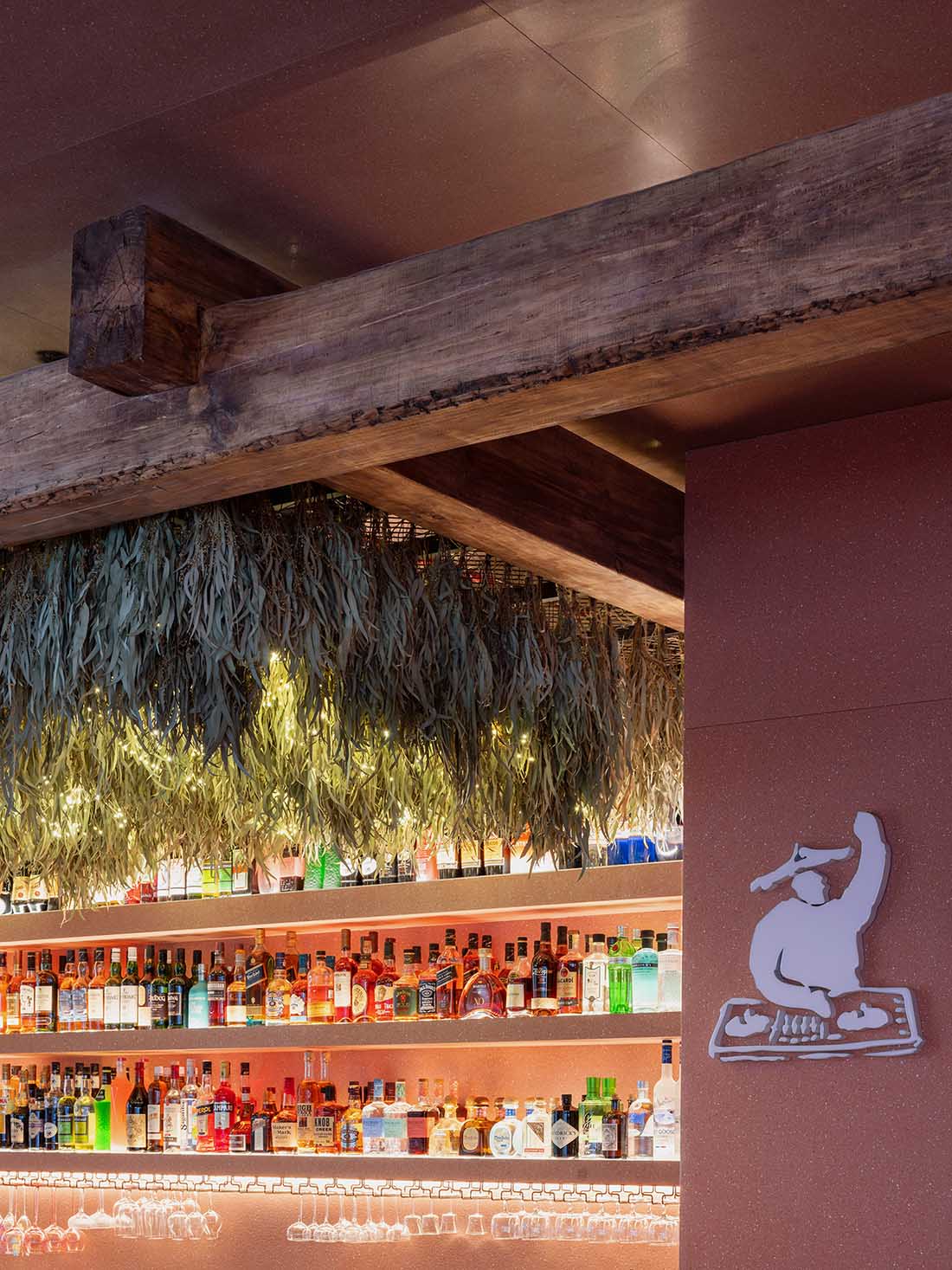 餐廳設計,中式餐廳設計,休閑餐廳設計,餐廳設計案例,深圳餐廳設計,老鄉雞深圳旗艦店,老鄉雞旗艦店,深圳老鄉雞旗艦店,老鄉雞,春山秋水設計,春山秋水,項目投稿