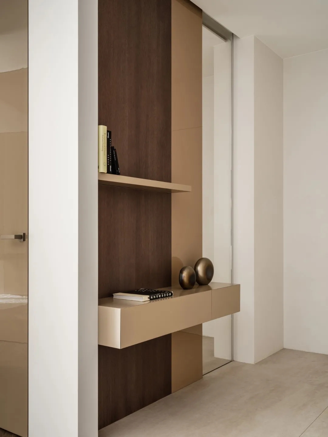 165㎡住宅設計,公寓設計,現代風格公寓設計,國外住宅設計,國外住宅設計案例,國外現代風格住宅設計,現代風格住宅設計,現代風格住宅案例,暖色係住宅設計,家裝設計,Babayants Architects