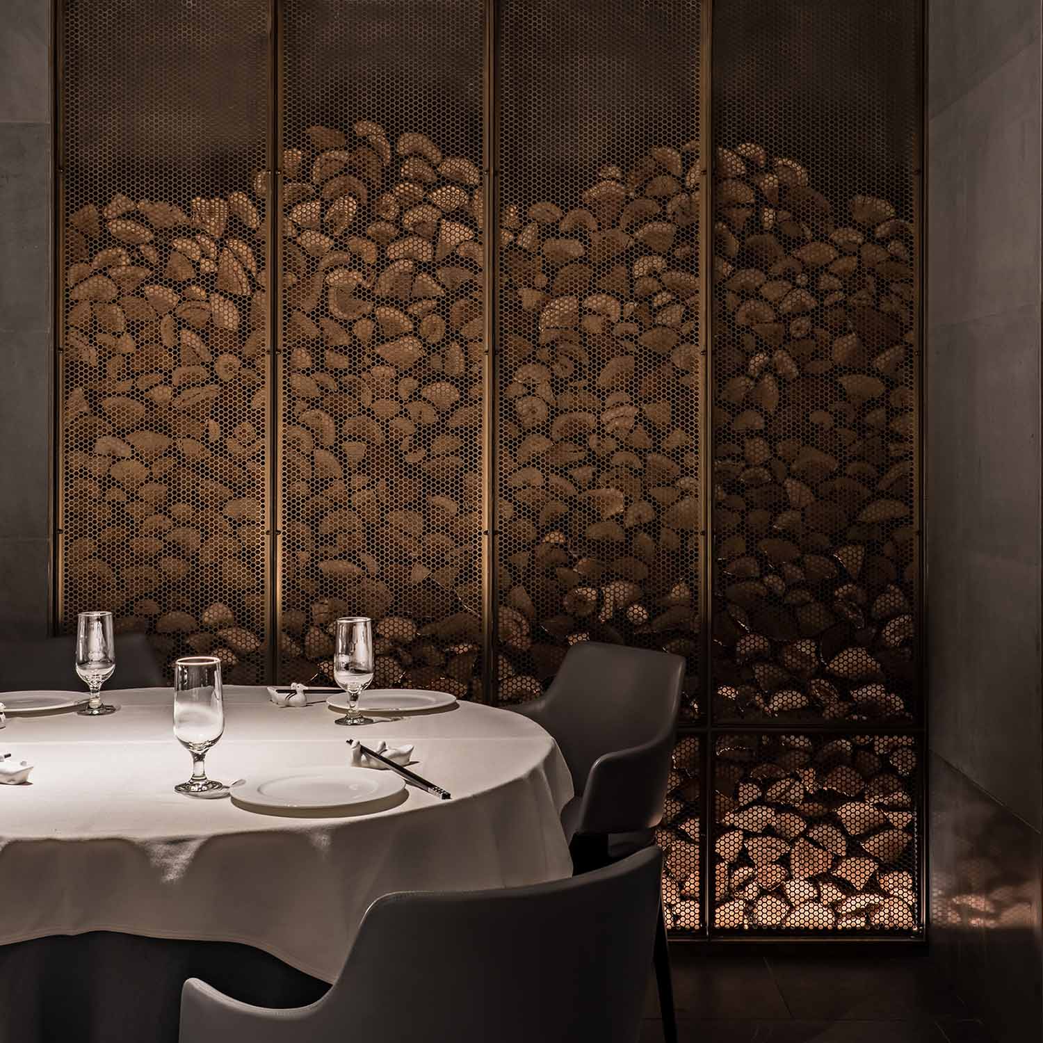 餐廳設計,烤鴨店設計,北京餐廳設計,北京烤鴨店設計,北京四季民福呼家樓店,四季民福呼家樓店,休閑餐廳設計,餐廳設計案例,現代風格餐廳設計,IN.X屋裏門外,IN.X屋裏門外設計公司,屋裏門外設計公司,項目投稿