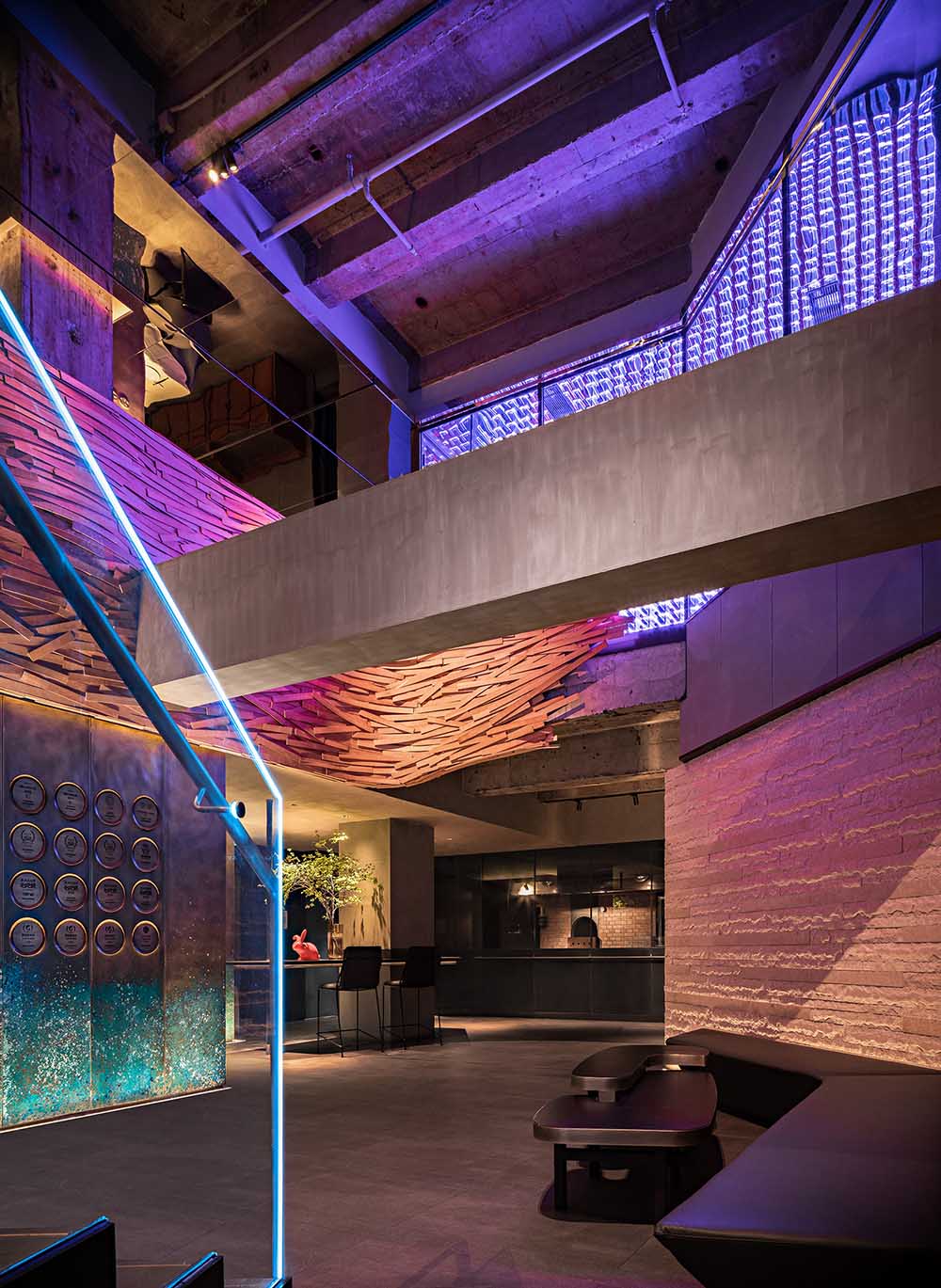 餐廳設計,烤鴨店設計,北京餐廳設計,北京烤鴨店設計,北京四季民福呼家樓店,四季民福呼家樓店,休閑餐廳設計,餐廳設計案例,現代風格餐廳設計,IN.X屋裏門外,IN.X屋裏門外設計公司,屋裏門外設計公司,項目投稿