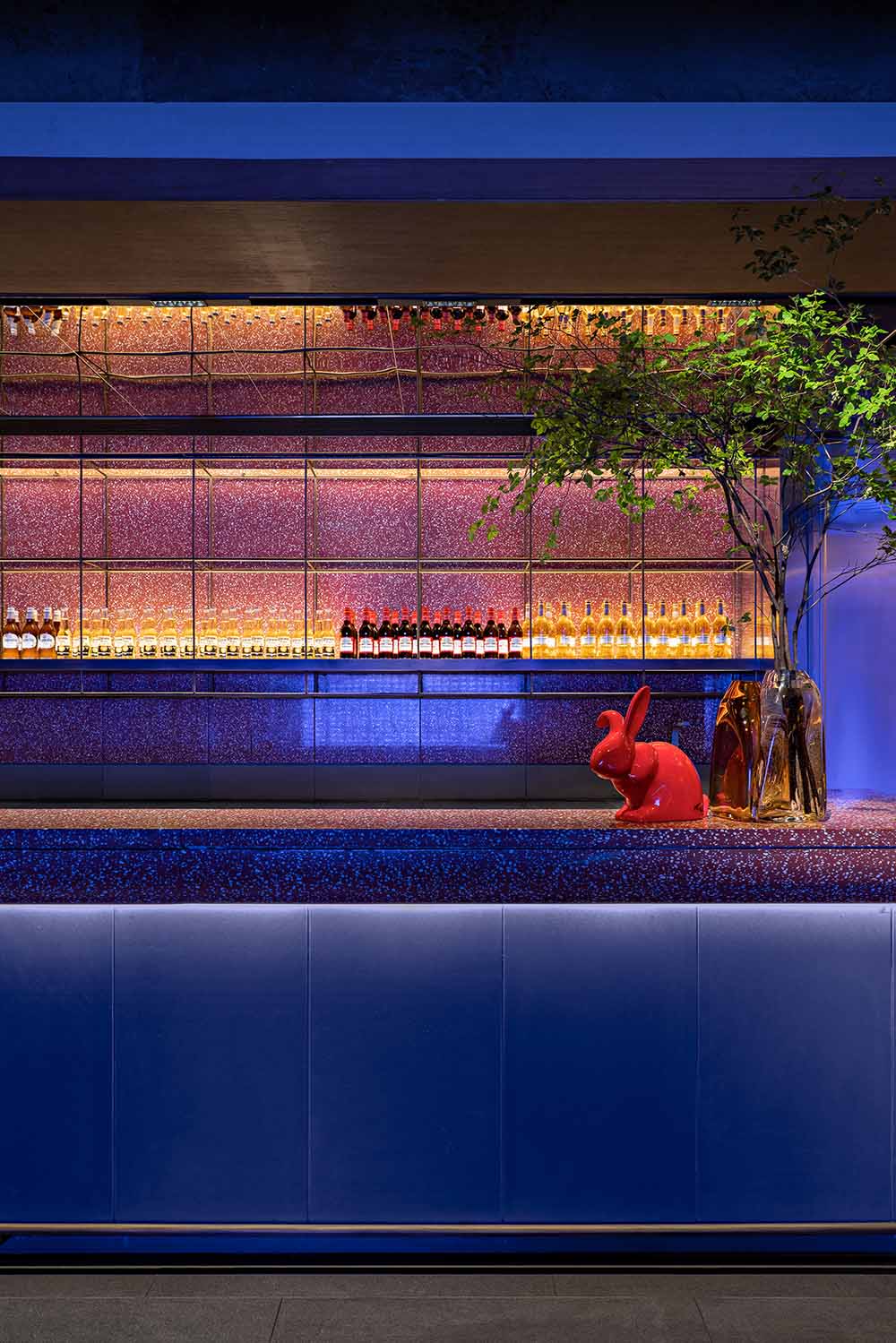 餐廳設計,烤鴨店設計,北京餐廳設計,北京烤鴨店設計,北京四季民福呼家樓店,四季民福呼家樓店,休閑餐廳設計,餐廳設計案例,現代風格餐廳設計,IN.X屋裏門外,IN.X屋裏門外設計公司,屋裏門外設計公司,項目投稿