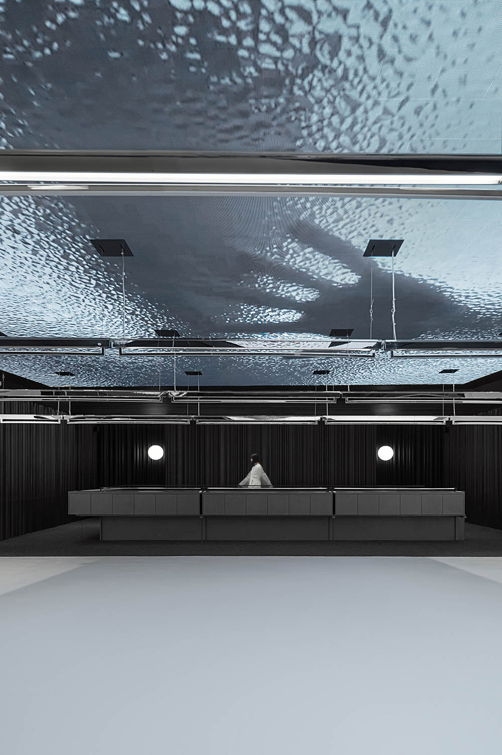 買手店設計,時尚買手店設計,零售店設計,零售空間設計,女裝店設計,(SO)What買手店,(SO)What,SND買手店,服裝零售店設計,重慶(SO)What買手店,萬社設計,萬社設計作品