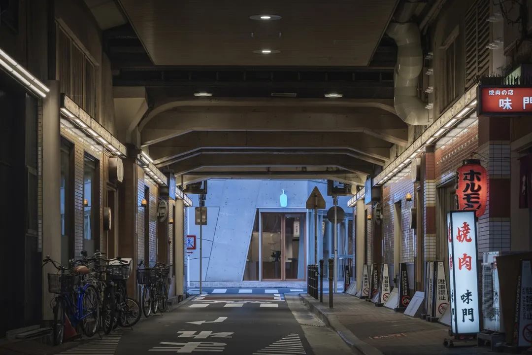 咖啡店設計,日本咖啡店設計,咖啡廳設計,小藍瓶咖啡店設計,日本大阪茶屋町區小藍瓶咖啡店,小藍瓶咖啡店,日本小藍瓶咖啡店,Studio I IN