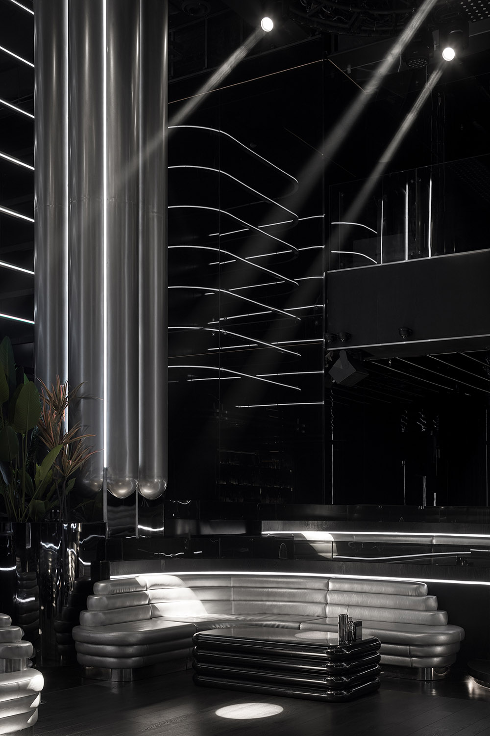 夜店設計,上海夜店設計,夜總會設計,上海夜總會設計,夜店設計案例,GRNDCNTRL,上海GRNDCNTRL,GRNDCNTRL夜店,娛樂空間設計,皮愛紀設計,PIG DESIGN